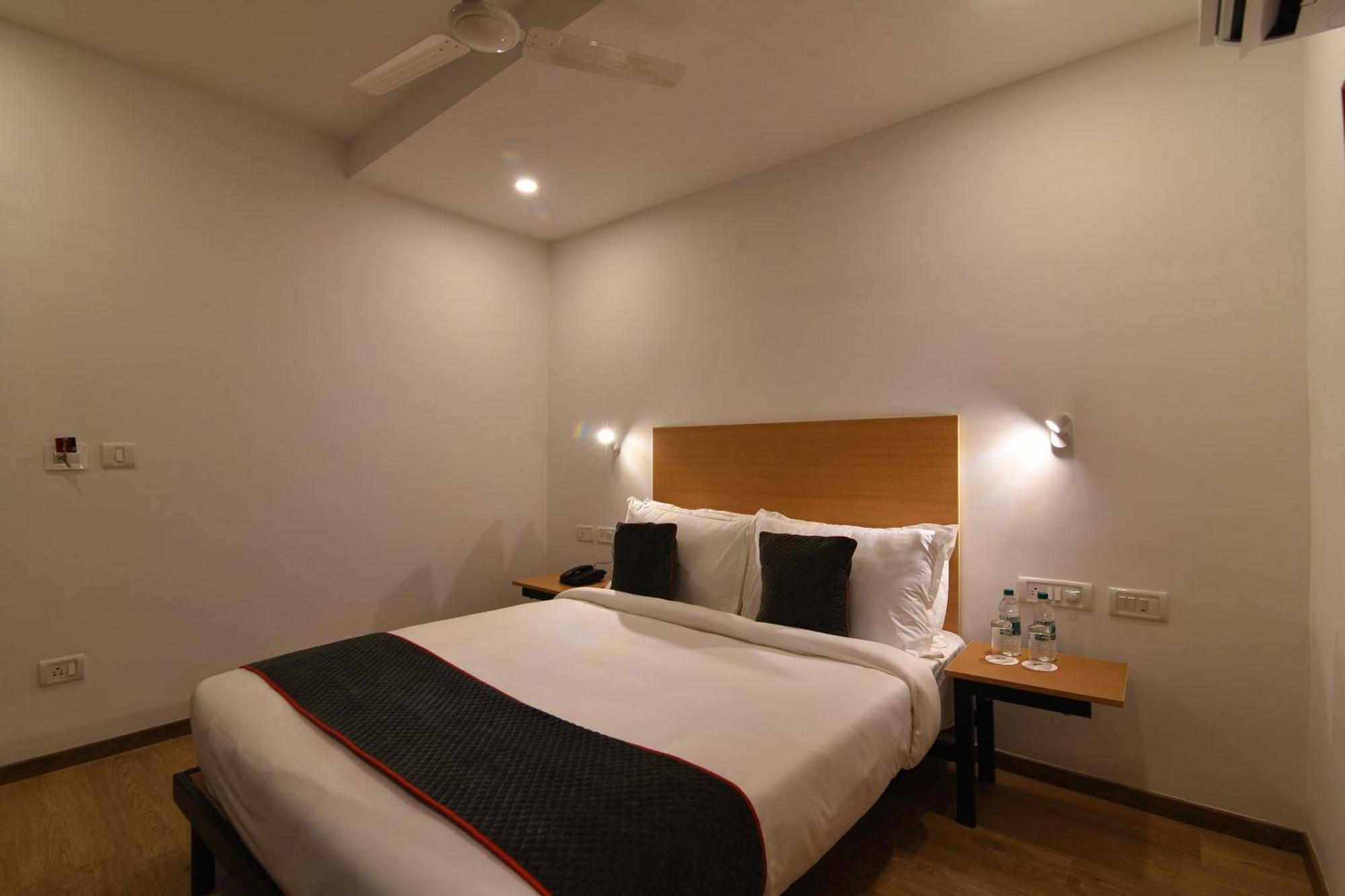 Hotel O Ace Бангалор Екстериор снимка