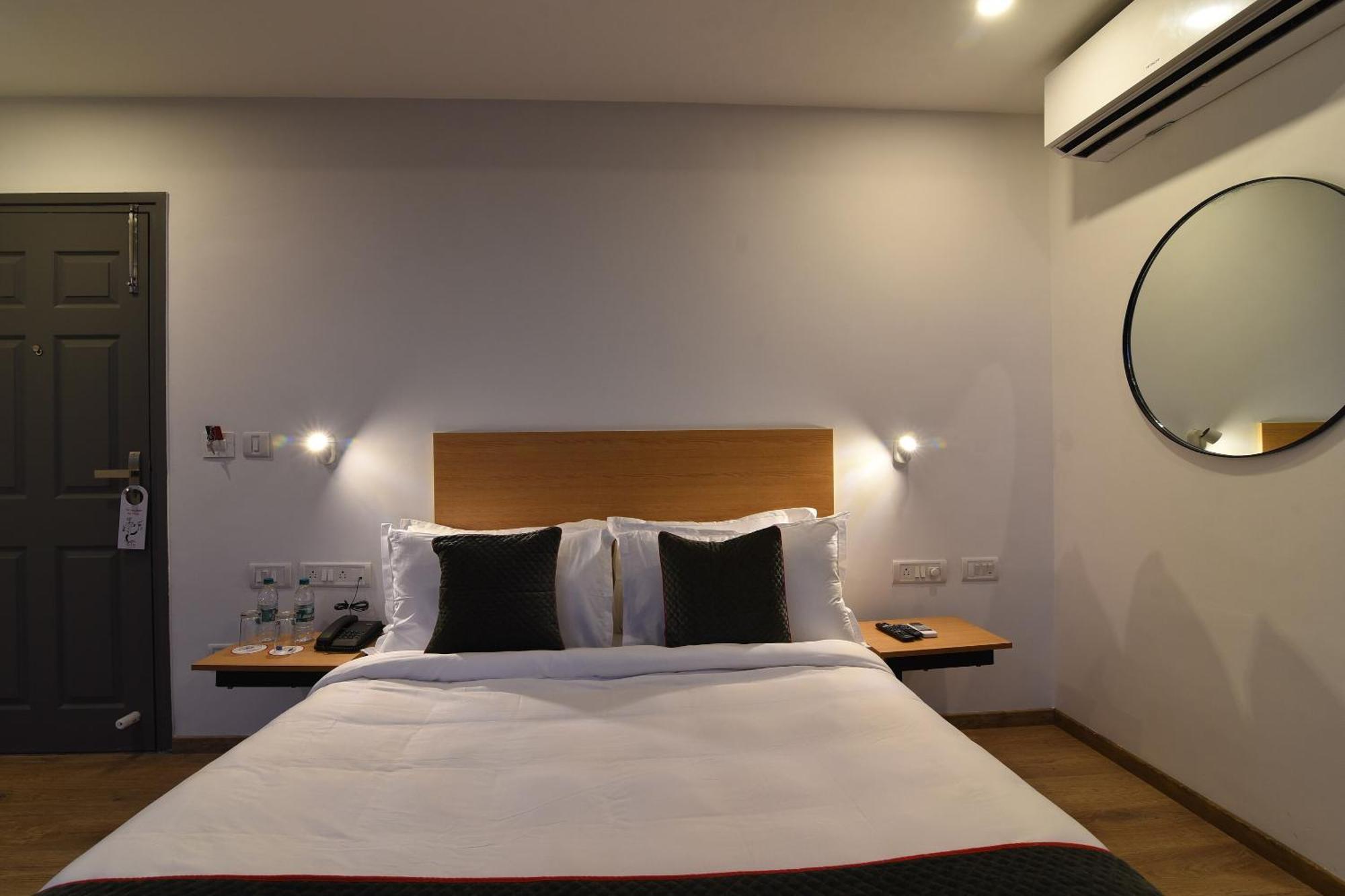 Hotel O Ace Бангалор Екстериор снимка